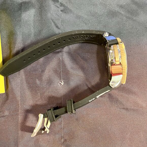 INVICTA Subaqua Dragon Mother of Pearl Exclusive Men's Quartz Watch 37037 - Picture 8 of 13